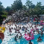 Palmeras Hotel