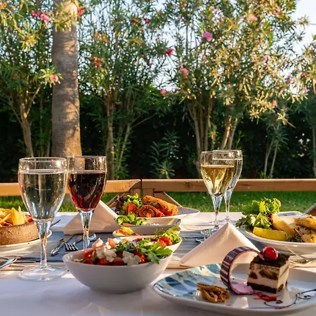 ホテル Palmeras 5*