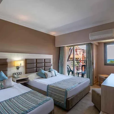 Palmeras ホテル 5*